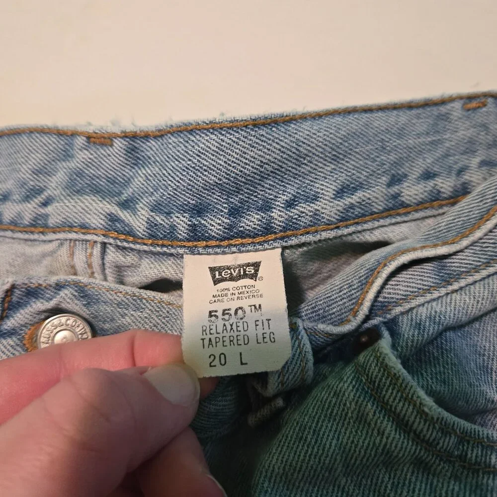 Levi’s 550 Jeans Women’s 20 L Relaxed Fit Tapered Leg Y2K 2002 Mom vintage